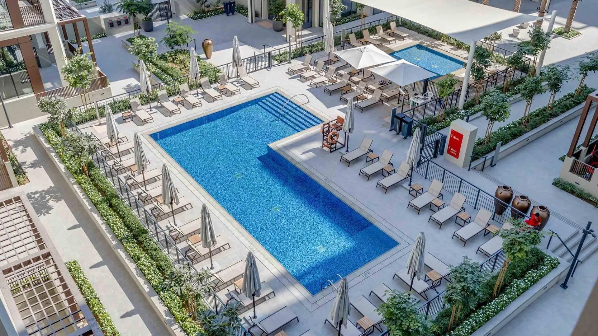 Knokey Dubai Creek Beach With Lagoon Pool Access United Arab Emirates